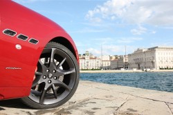 Maserati+grancabrio+sport+2011